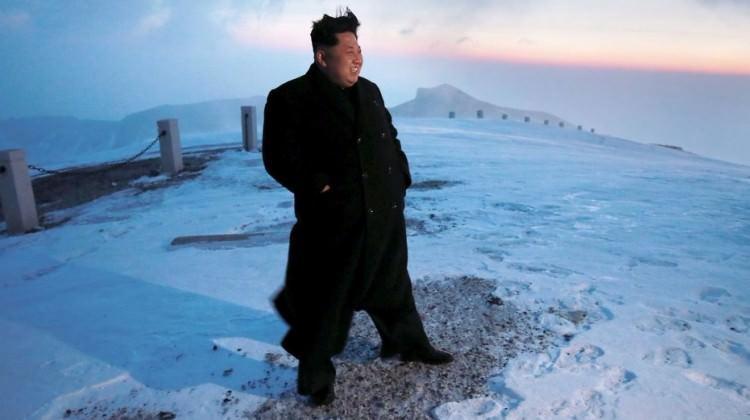 Kim'in füze karargahı bebekleri 'vurdu'!