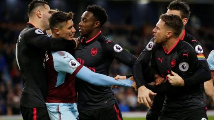 Arsenal penaltıyı attı maç bitti