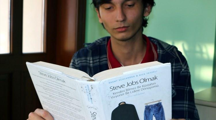 Apple'ın güvenlik açığını bulan öğrencinin hedefi yazılım mühendisliği
