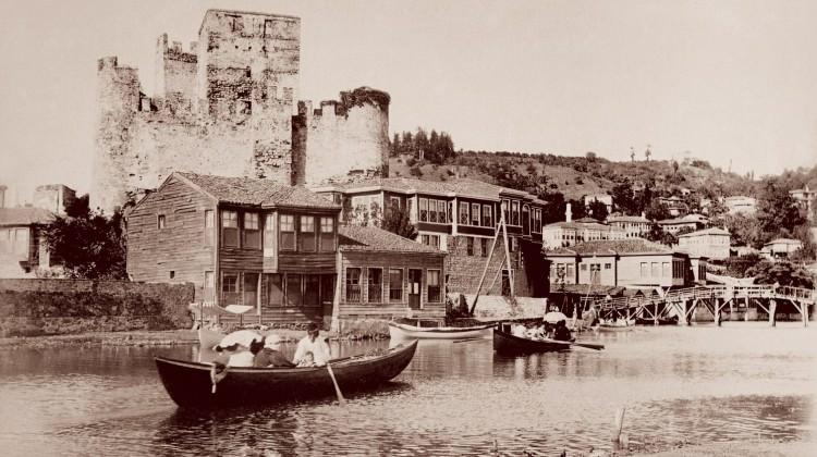 Abdülhamit'in fotoğraf arşivi gün yüzüne çıkıyor