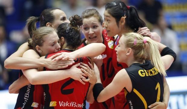 Vakıfbank finale yükseldi!
