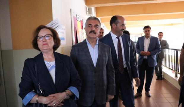 MHP Genel Sekreteri Büyükataman oyunu Bursa'da kullandı