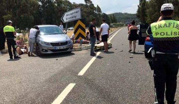Muğla'da iki otomobil çarpıştı: 5 yaralı