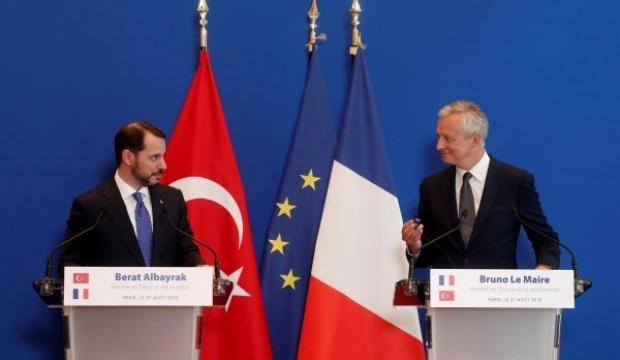 Bakan Albayrak'tan İngiltere'de kritik görüşme