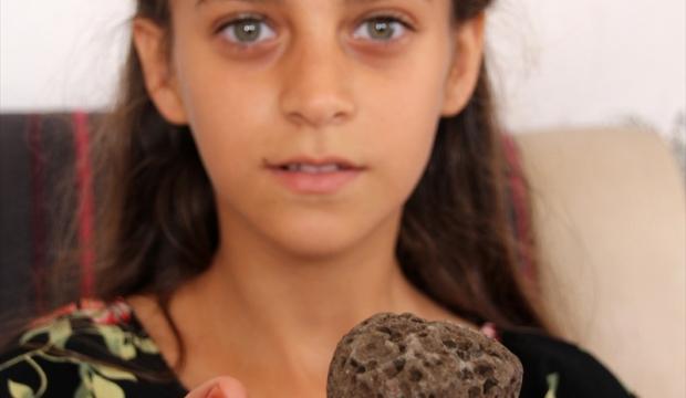 Mersin'de sahilde göktaşı bulunduğu iddiası