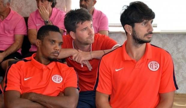 Eto'o ile birbirine girdiler! Emre Akbaba kavgası