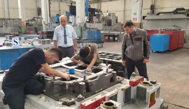 Fabrika'da iş garantili eğitim