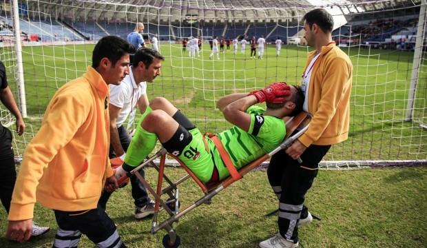 Adanaspor kalecisi Karacic baygınlık geçirdi
