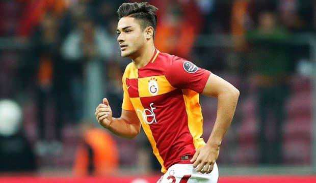 Ozan tepkisi! '18 yaşında babası para yollamasa..'