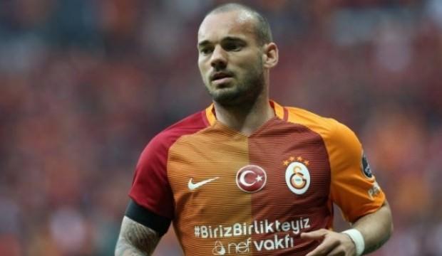 Wesley Sneijder'den derbi paylaşımı
