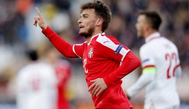 Adem Ljajic attı, Sırbistan avantajı kaptı!