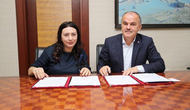 Atık yağ karşılığı kedi köpek maması