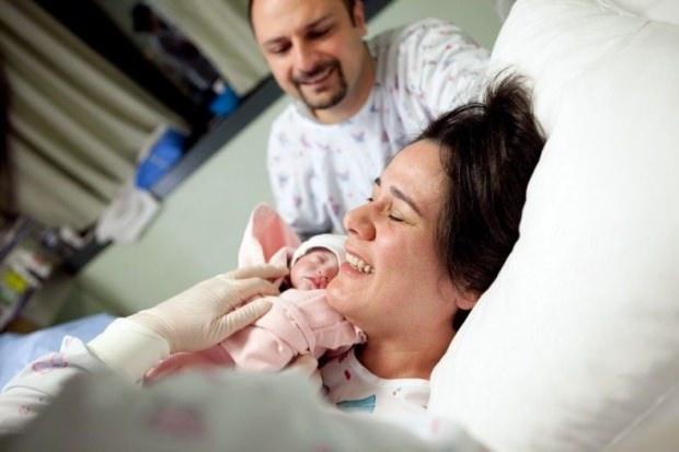 Hipnoz ile doğum nedir? Doğumda hipnoz yöntemi nasıl uygulanır? Hipnozla doğumun amacı