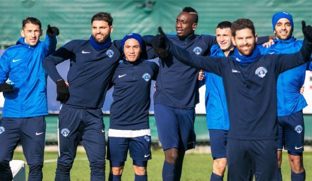 Kadrodaki bütün futbolculara yeni sözleşme!