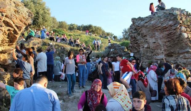 Binlerce kişi akın ediyordu! Gerçek ortaya çıktı