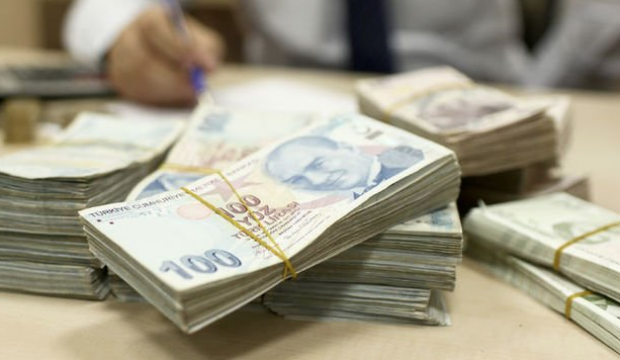 Hazine 12,3 milyar lira borçlandı