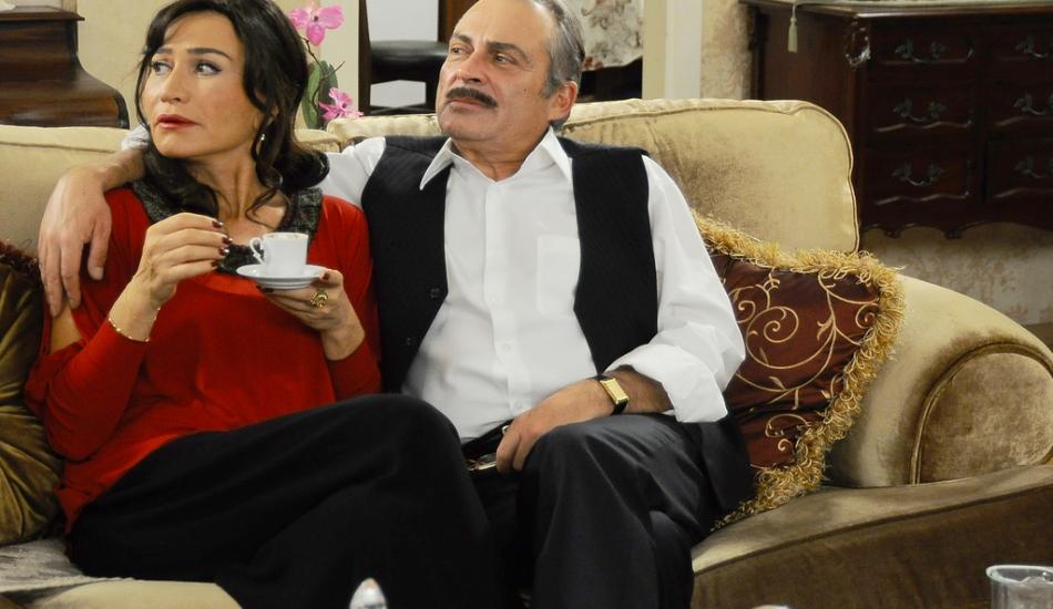 haluk_bilginer_ve_demet_akabag_6_yil_yeniden_bir_arada_1577777386_0685.jpg