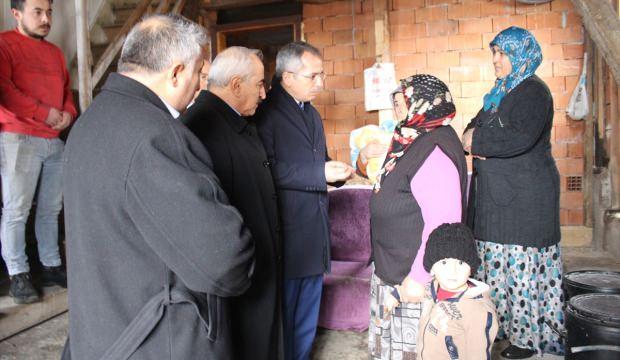 Kaymakam ve Belediye Başkanından yangın evinde inceleme