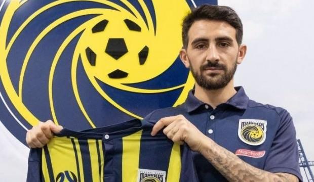 Eski G.Saraylı Jem Karacan imzayı attı!