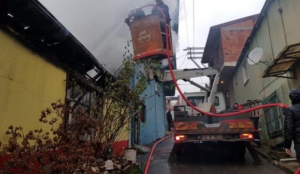 Orhangazi'de tek katlı ev yandı