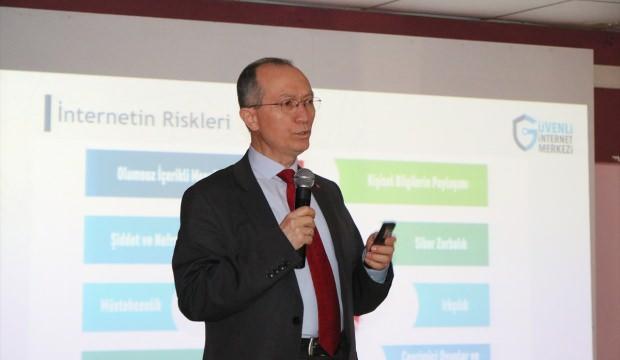 Bergama'da güvenli internet konferansı