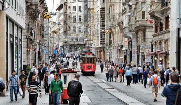 İstiklal Caddesi'ndeki doluluk yüzde 100'e çıktı!