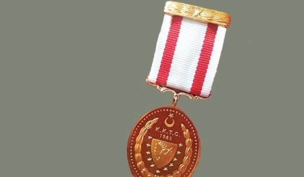 20 bin madalya gazisini arıyor