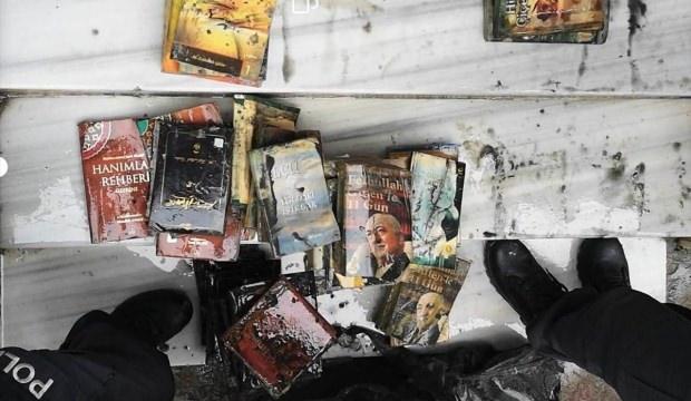FETÖ elebaşına ait kitaplar denizden çıktı