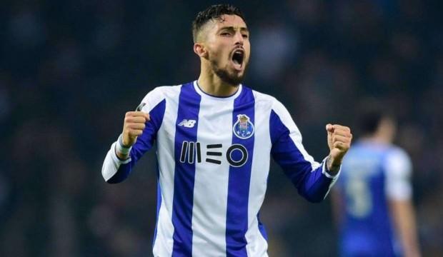 Alex Telles'e milli müjde! İlk kez...