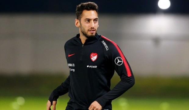 Çalhanoğlu'dan transfer açıklaması! 'Teklif aldım'