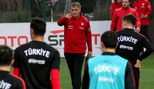 Mehmet Topal aday kadrodan çıkarıldı