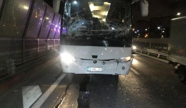Haliç Köprüsü’nde zincirleme otobüs kazası