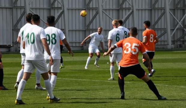 Konyaspor, özel maçta Adanaspor'u mağlup etti