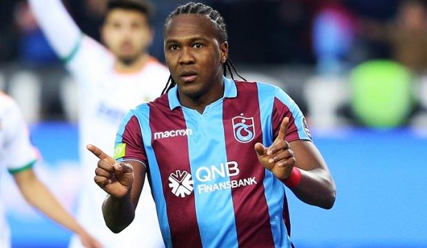 Sürpriz buluşma! Rodallega adım adım imzaya