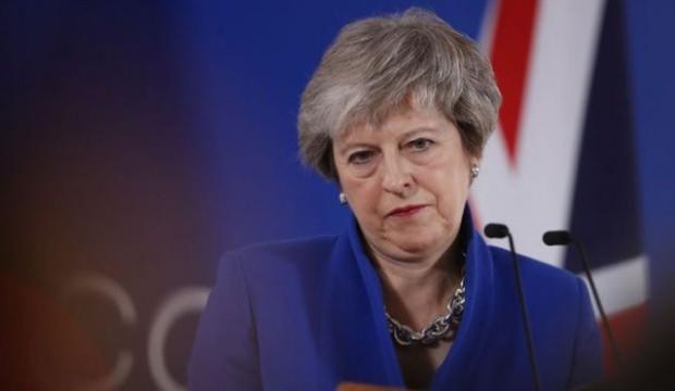 Theresa May'e Brexit baskısı: İstifanı açıkla!