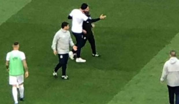 Derbi öncesi gerginlik! Volkan ve Hasan Şaş...