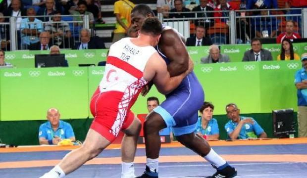 Rıza Kayaalp için Türkiye'ye geliyor