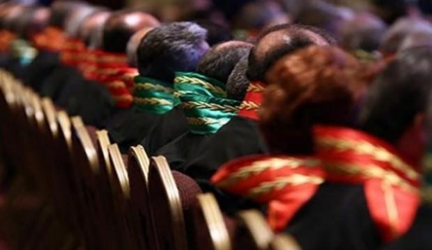 Üç bin hâkim ve savcının görev yeri değişecek