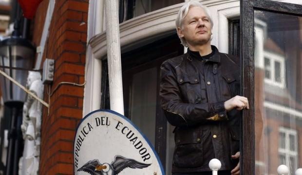 İsveç Mahkemesi Assange’ı tutuklama talebini reddetti