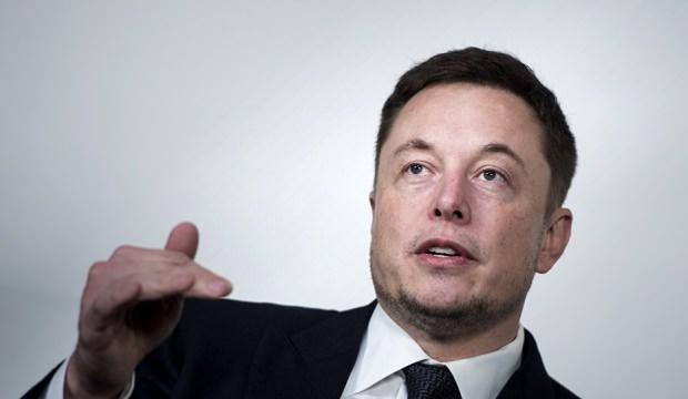 Elon Musk'ın 60 uydusu yola çıkmaya hazır!