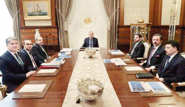 Erdoğan’a yerli otomobil sunumu
