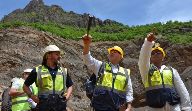 Hakkari'nin yer altı kaynakları araştırılıyor