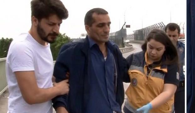 Karnına sapladığı ekmek bıçağıyla hastaneye kaldırıldı!