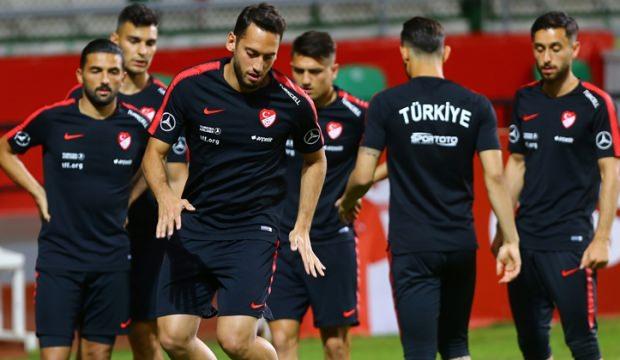 Fransa maçı öncesi Milli Takım'a kötü haber!
