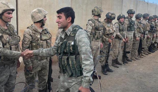 Mehmetçik bayrama böyle girdi