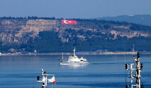 İstanbul Boğazı çift yönlü trafiğe kapatıldı