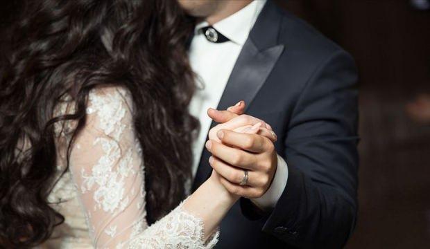 Düğün dansı ilave gelir kapısı açtı!