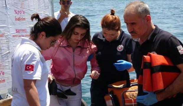 Genç kız ölümden döndü! Çarşı iznine çıkan asker kurtardı...