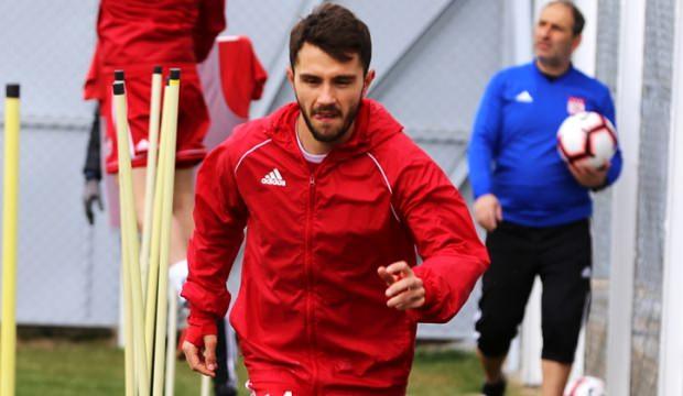 Emre Kılınç F.Bahçe yolunda! Takas...