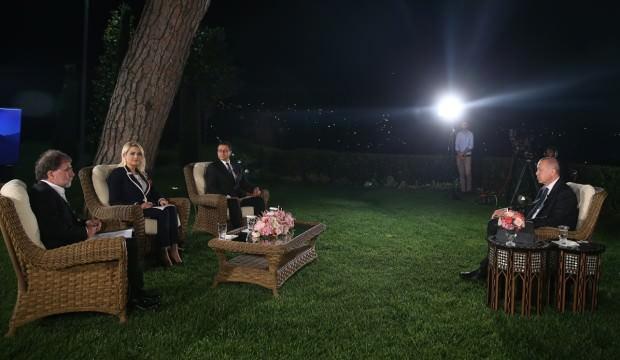 Erdoğan, sosyal medya ve televizyon ortak yayınında konuştu